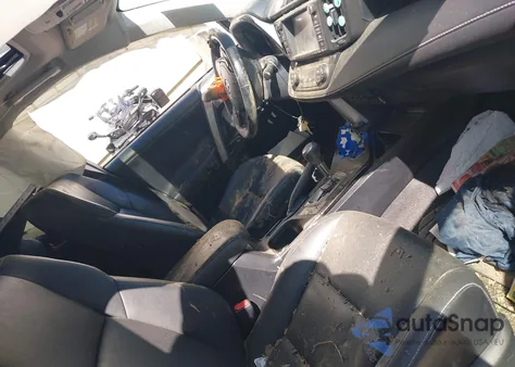 2017 Toyota Rav4 Hybrid Limited z USA, uszkodzony, nr VIN JTMDJREV7HD068386